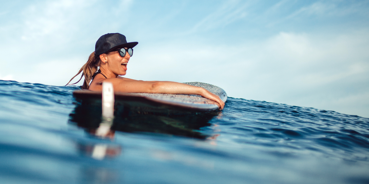 Entrena sin pasar calor: por quÃ© el agua es tu mejor gimnasio este verano