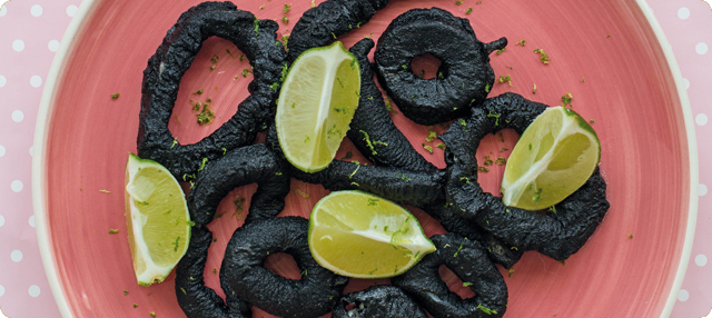 Calamares rebozados en su tinta