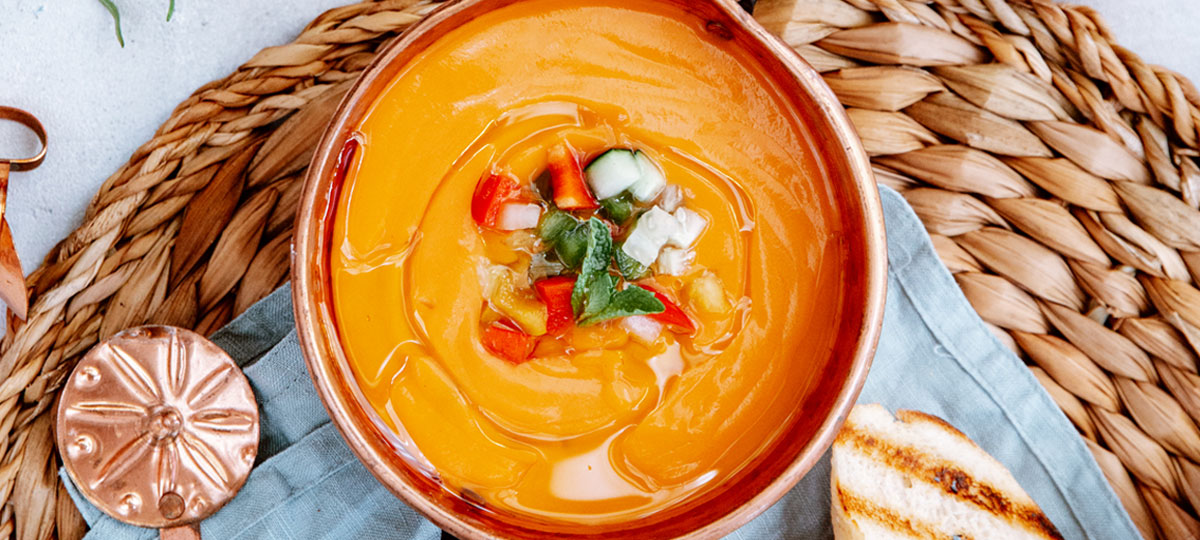 Gazpacho y salmorejo: excusas para refrescarse comiendo sano