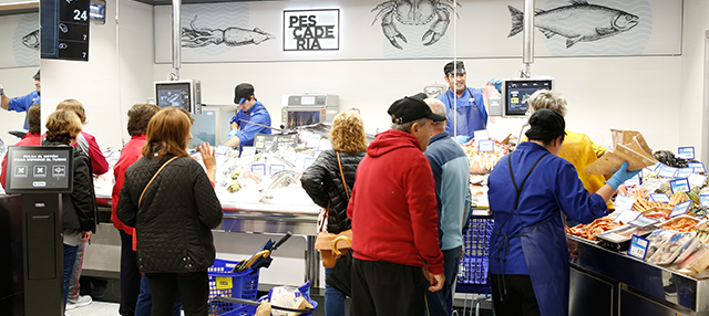 PescaderÃ­a del supermercado BM de Villaviciosa de Odon
