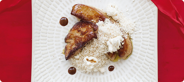 Foie fresco a la plancha con polvo de palomitas